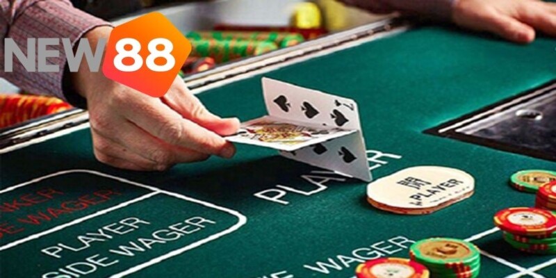 Thực hiện kỹ thuật canh bài Baccarat theo dạng cầu
